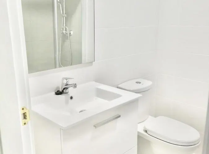 Homeforguest Listen To The Waves By Canteras Las Palmas de Gran Canaria