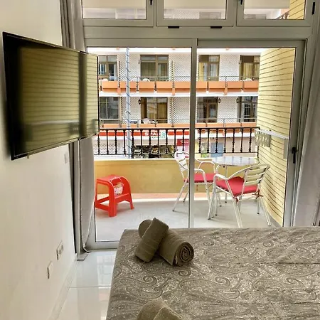 Homeforguest Listen To The Waves By Canteras Apartment *