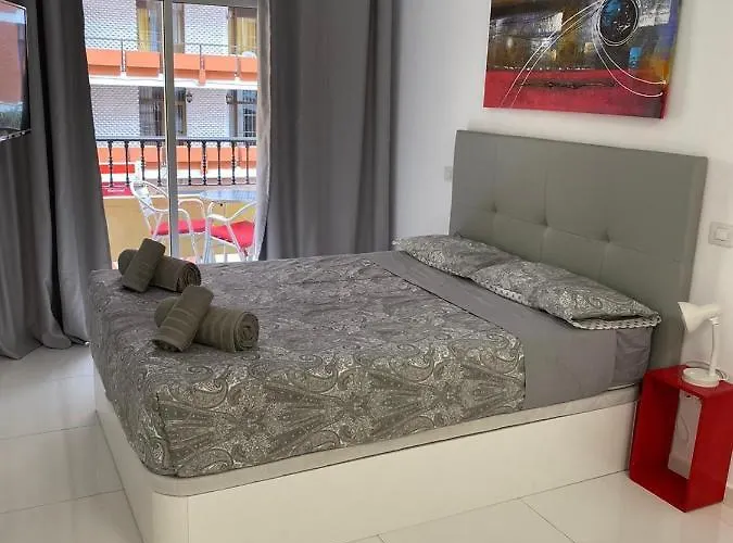 Homeforguest Listen To The Waves By Canteras Apartment *